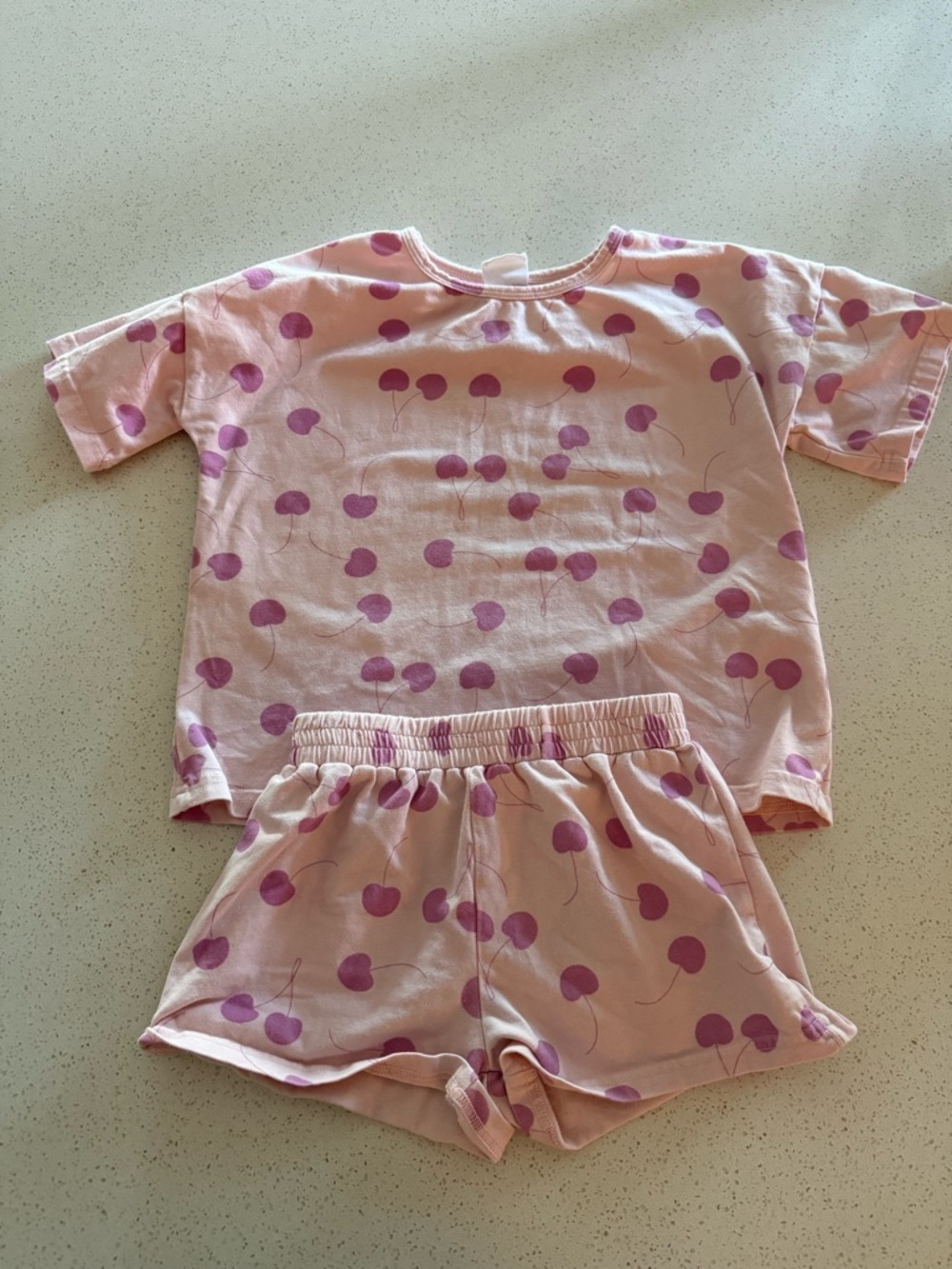 Dream + Co Cherry Set